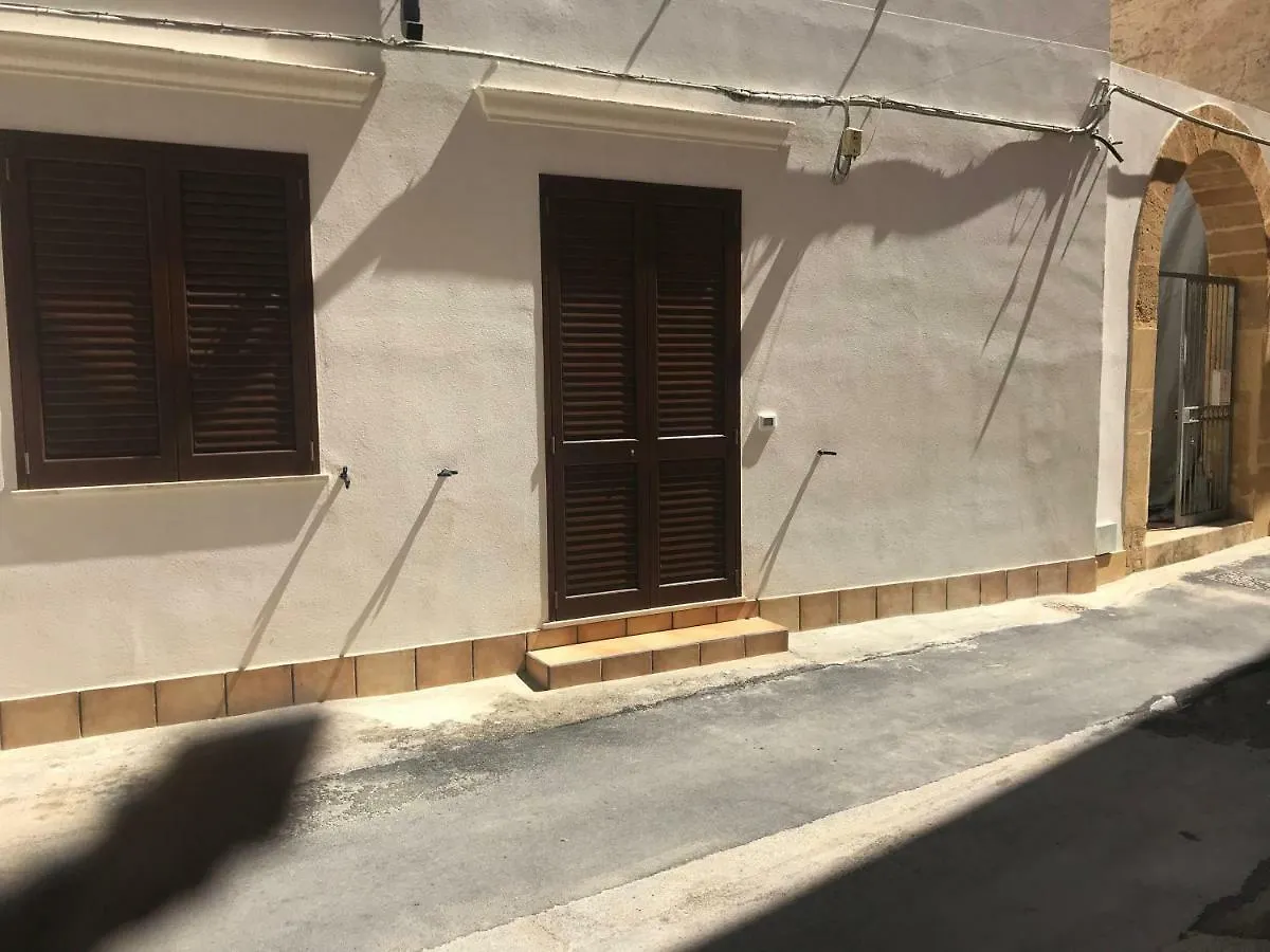 Casa Vacanze Antico Mercato Marsala Italy